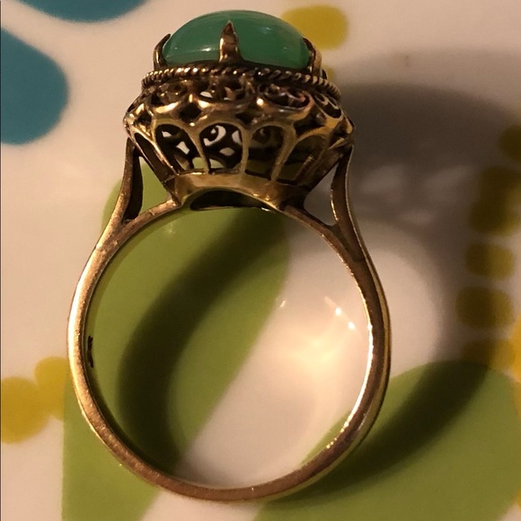 Rare Jade and Gold Antique Ring - Picture 2 of 8